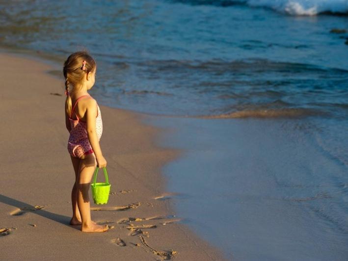 Kleines Strandhotel ニーンドルフ エクステリア 写真
