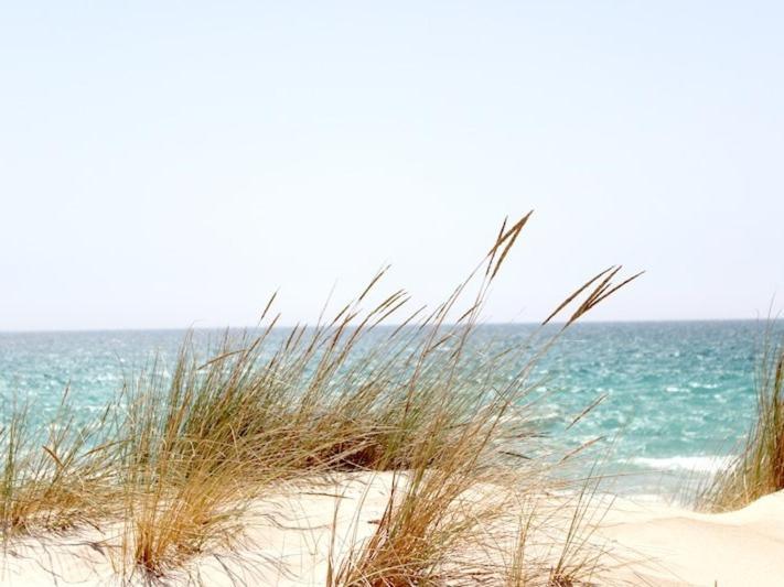 Kleines Strandhotel ニーンドルフ エクステリア 写真
