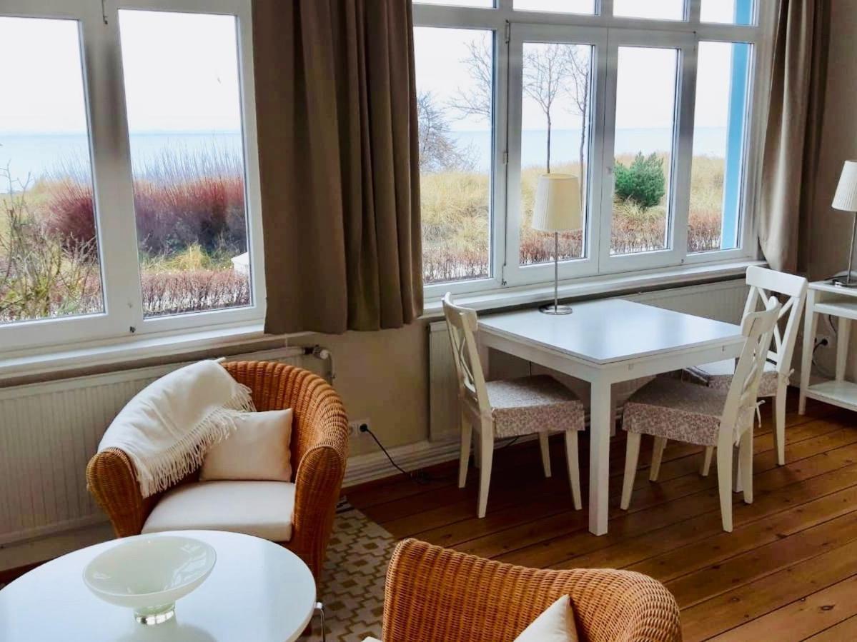 Kleines Strandhotel ニーンドルフ エクステリア 写真
